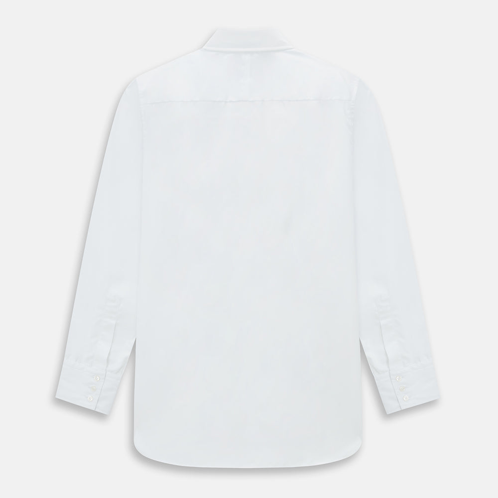 The PLAIN WHITE WESTMINSTER SHIRT WITH TURNBULL COLLAR AND 3-BUTTON CUFFS by Turnbull & Asser features refined British craftsmanship, long sleeves, a straight hem, and a crisp white design displayed on a plain background.