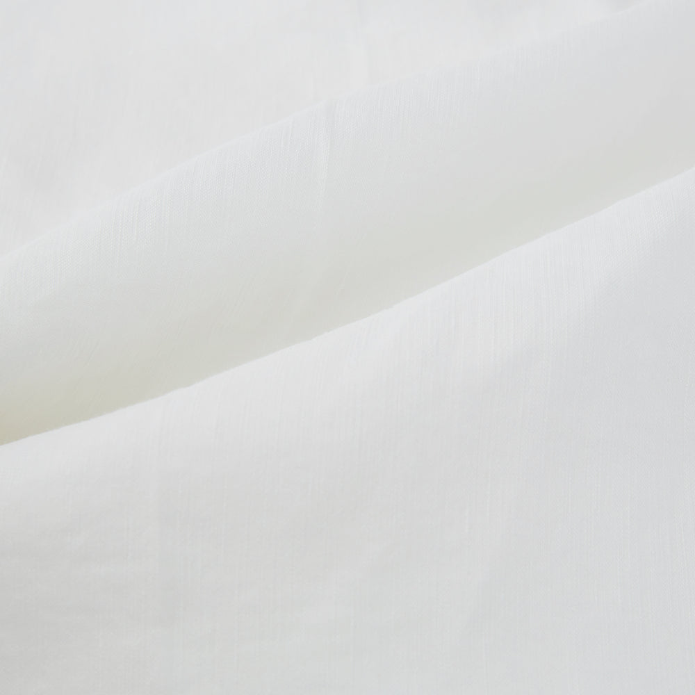 Turnbull & Asser White Linen Henry Trousers, featuring a straight-leg cut with front button and zip closure, are displayed against a plain white background.