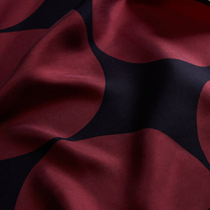 DR. NO Red and Black Multi Spots Silk Pocket Square Image 1