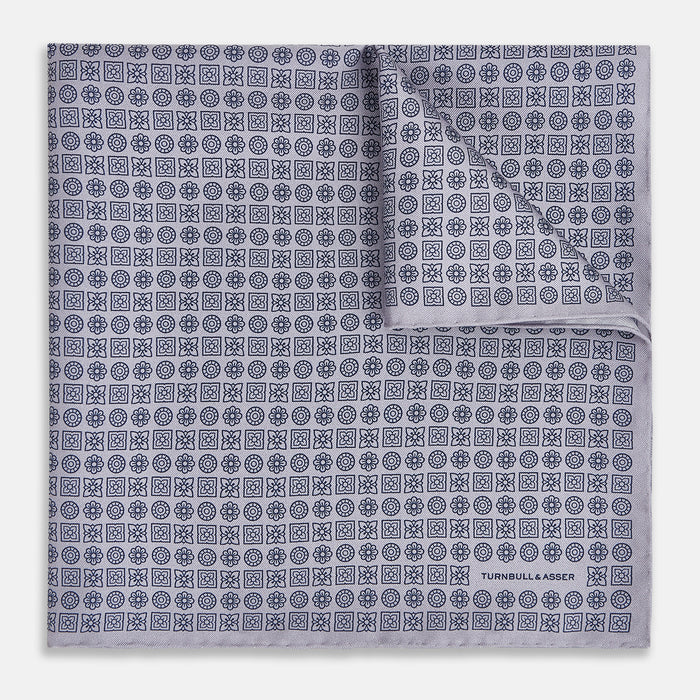 Rosette Lilac Pocket Square in Silk
