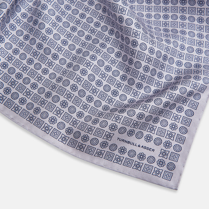 Rosette Lilac Pocket Square in Silk Image 1