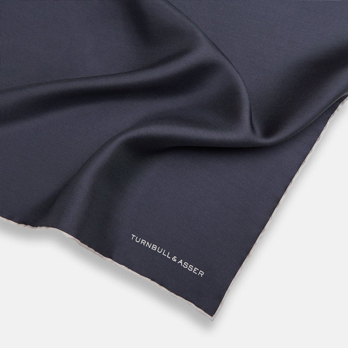 GREY AND ECRU PIPED SILK POCKET SQUARE Image 1