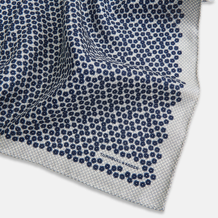 Floral Grey Pocket Square in Silk Image 1