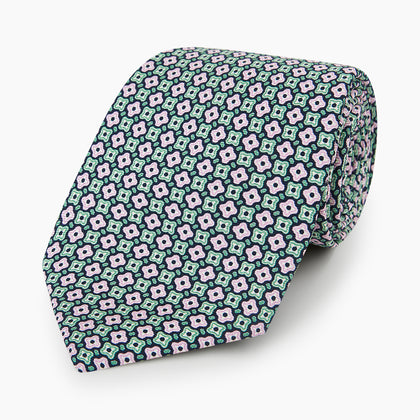 Kelly Green and Pink Abstract Quatrefoil Foulard Printed Silk Tie Image 4