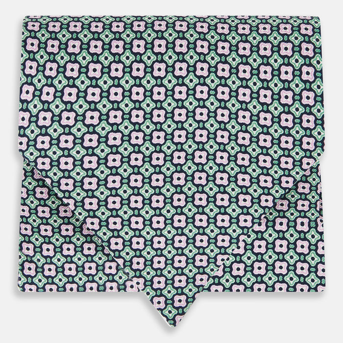 Kelly Green and Pink Abstract Quatrefoil Foulard Printed Silk Cravat