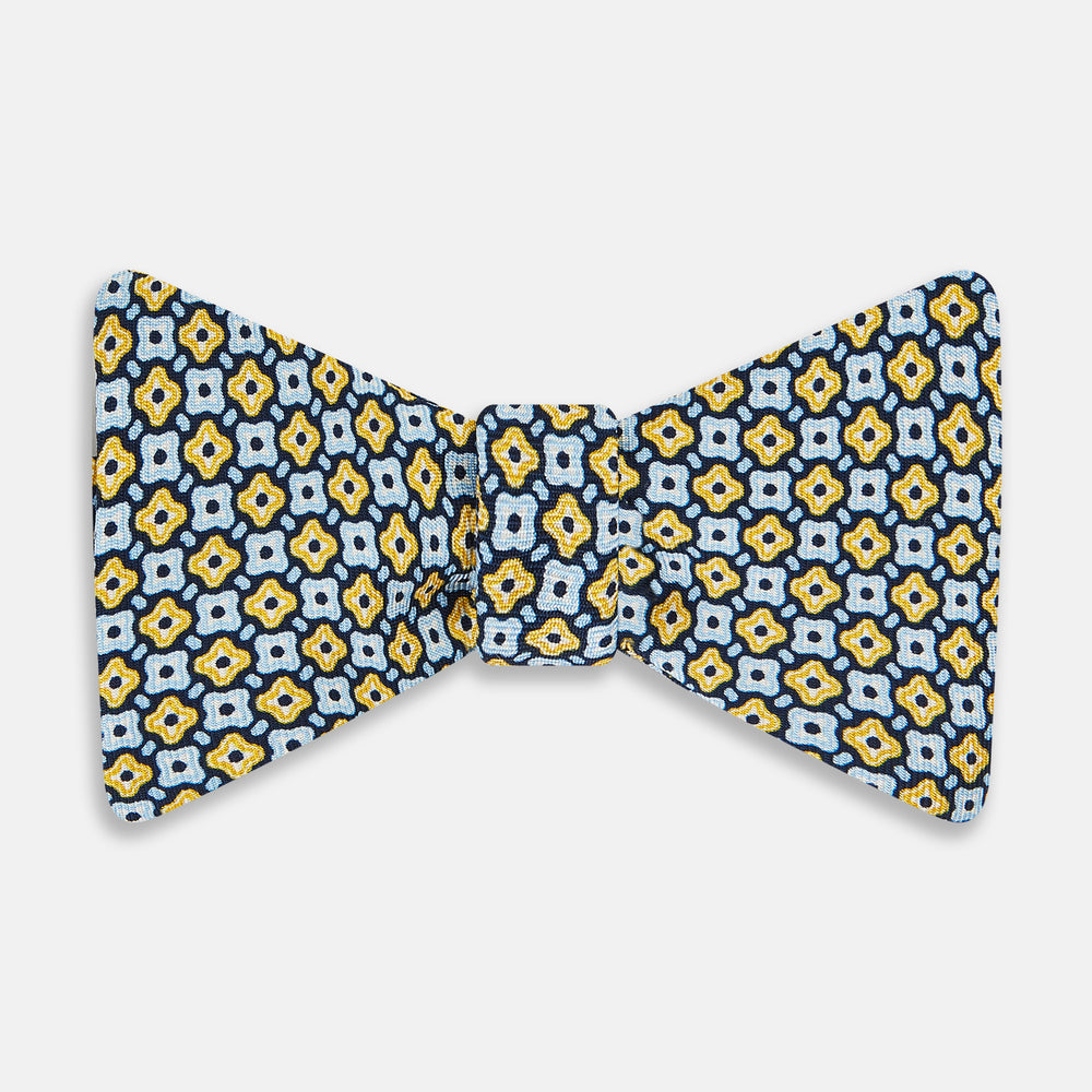 TIES BOWS GEOMETRIC MEDALLION PRINTED SILK CITRUS OS