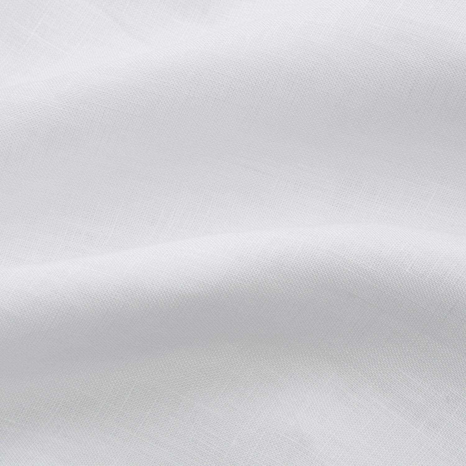 View 5 of product The Turnbull & Asser White Weekend Fit Linen Finch Shirt features a Derby collar and chest pocket, laid flat on a white background—an effortlessly classic choice for casual weekends.