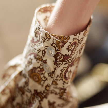 Tailored Fit Cream Jagger Print Silk Shirt with Kent Collar and 2-Button Cuffs Image 4